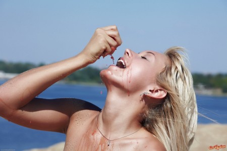 Летняя веселье с улыбкой