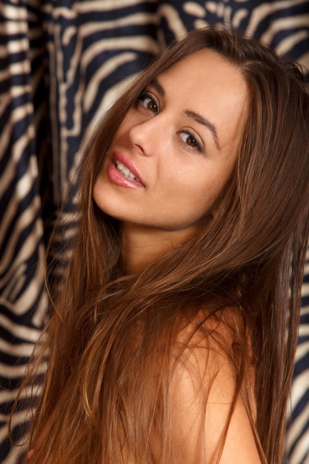 Счастливая Доминика: очарование, элегантность, улыбка