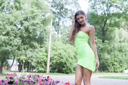 Летний день с улыбающейся Марией