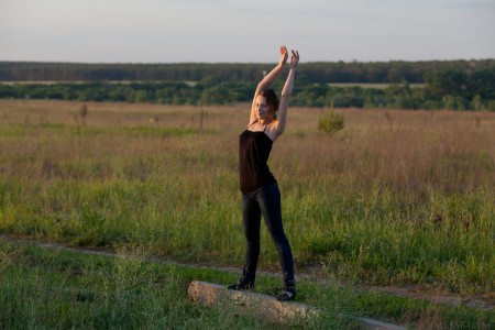Спортивная нежность: фотосессия счастливой модели