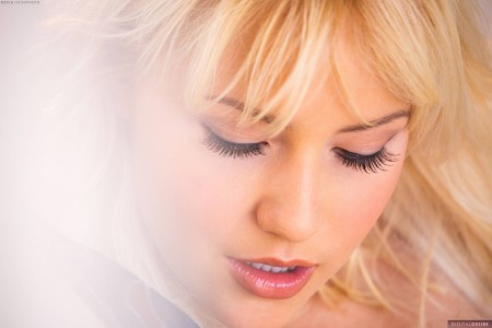 Радостные очарования: Кайли Пейдж в постели