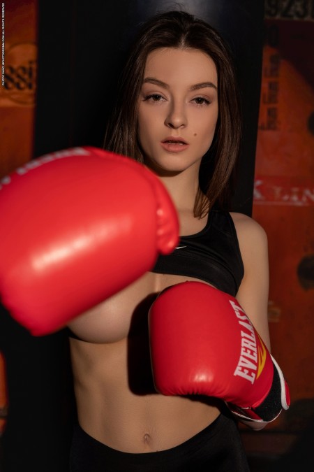 Сила и сенсуальность: спортивная модель