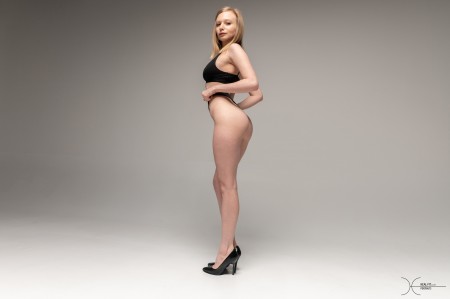 Изысканная секс-символ в нижнем белье