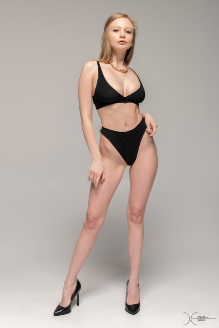 Изысканная секс-символ в нижнем белье