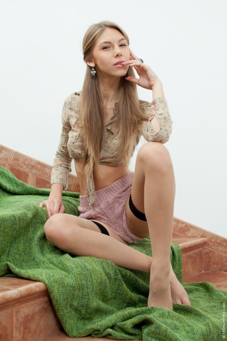 Летнее чувственное фото Anjelica A