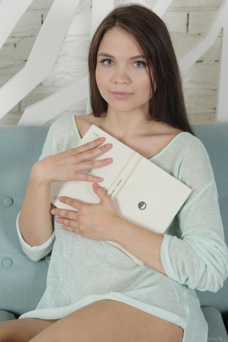 Веселая эротическаjsonка с Адрианой Фон