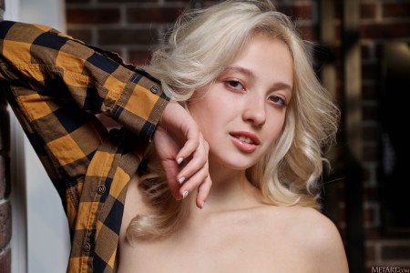 Лили Шон: Нежность и элегантность