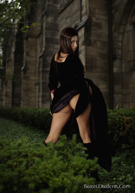 Искусство чувственной элегантности: фешн-модель Эзка Б