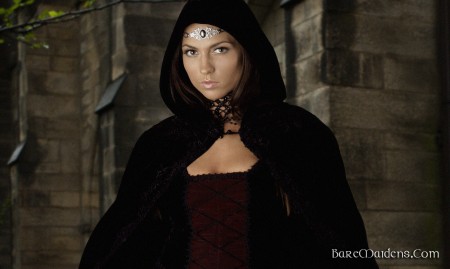 Искусство чувственной элегантности: фешн-модель Эзка Б