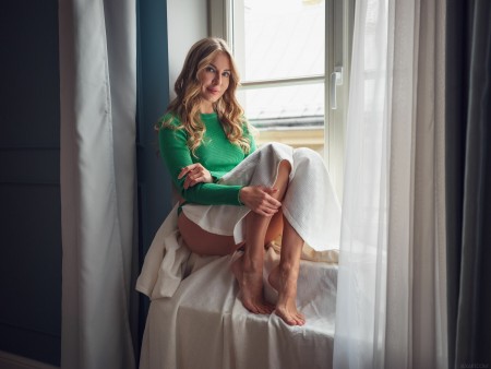 Эротический фотосет с Бьорг Ларсон