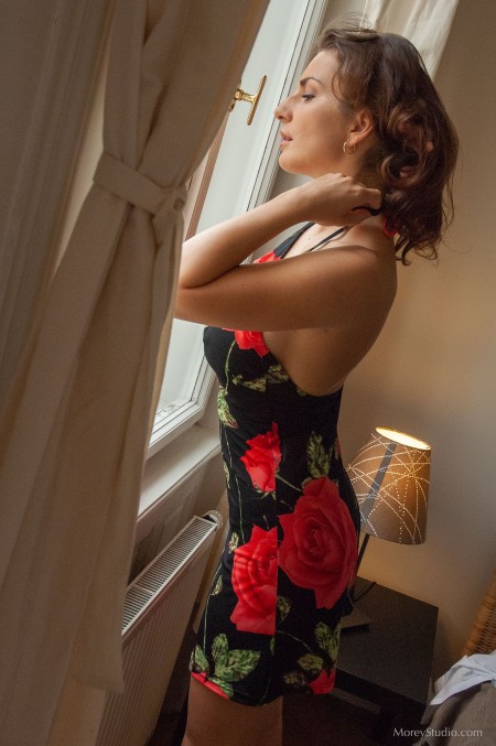 Восхитительная Сара в домашней обстановке