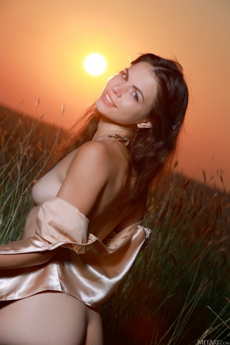 Сирена Милано: чувственность летнего заката