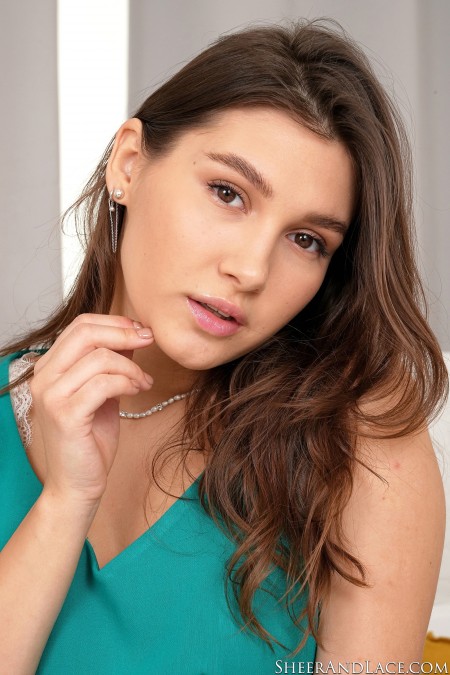 Изысканный эротический фотосет Ellie Luna