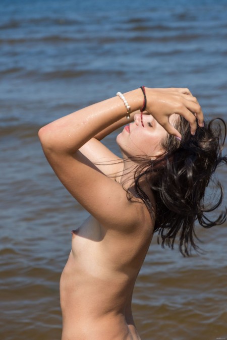 Летняя натуралистическая фотосессия с Zhenya Mille