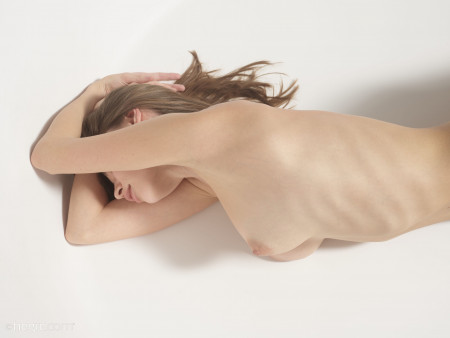 Соблазнительная секс-символка Анна в студии