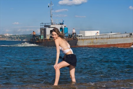Летнее удовольствие: эротическая фотосессия